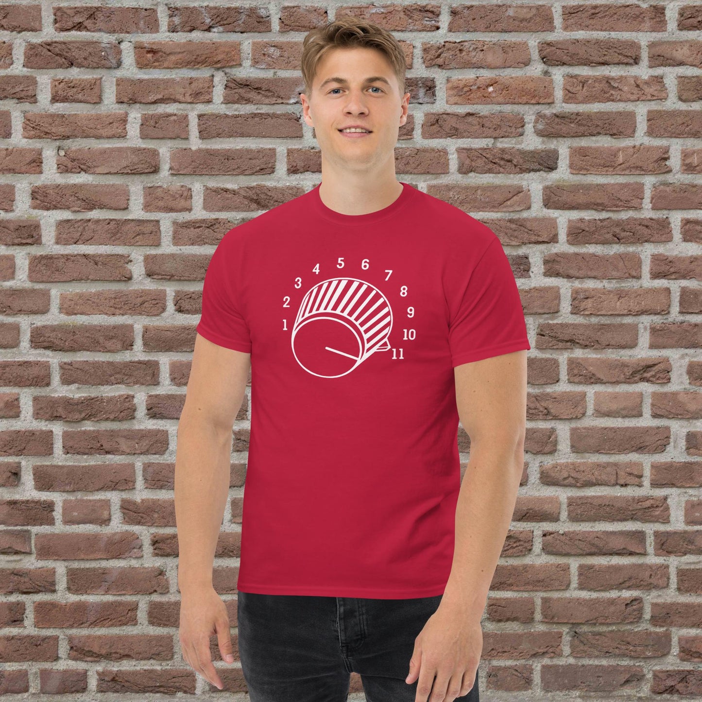 This Goes to 11 T-Shirt (White Knob)
