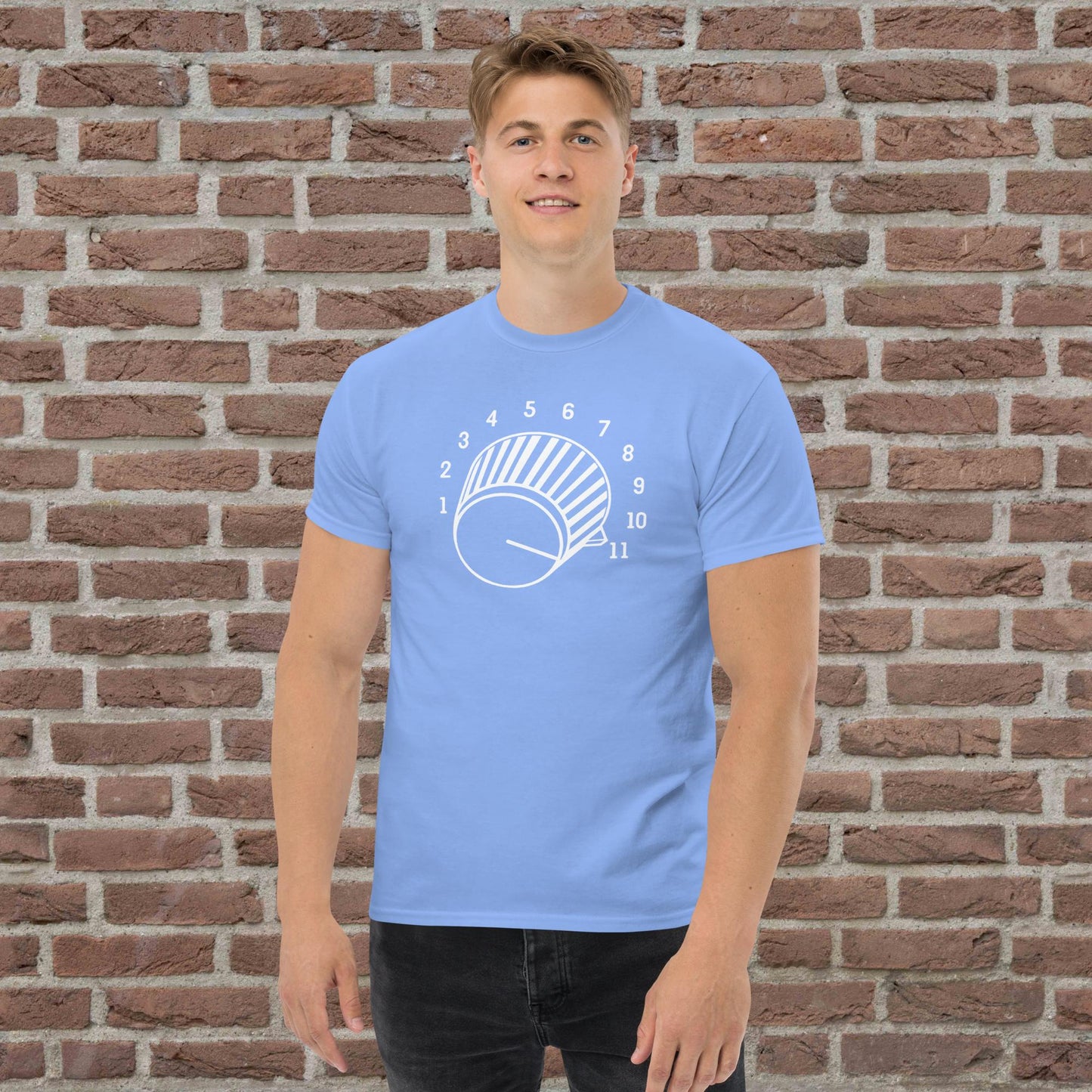 This Goes to 11 T-Shirt (White Knob)