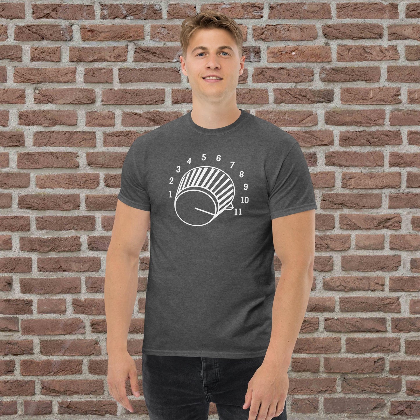 This Goes to 11 T-Shirt (White Knob)