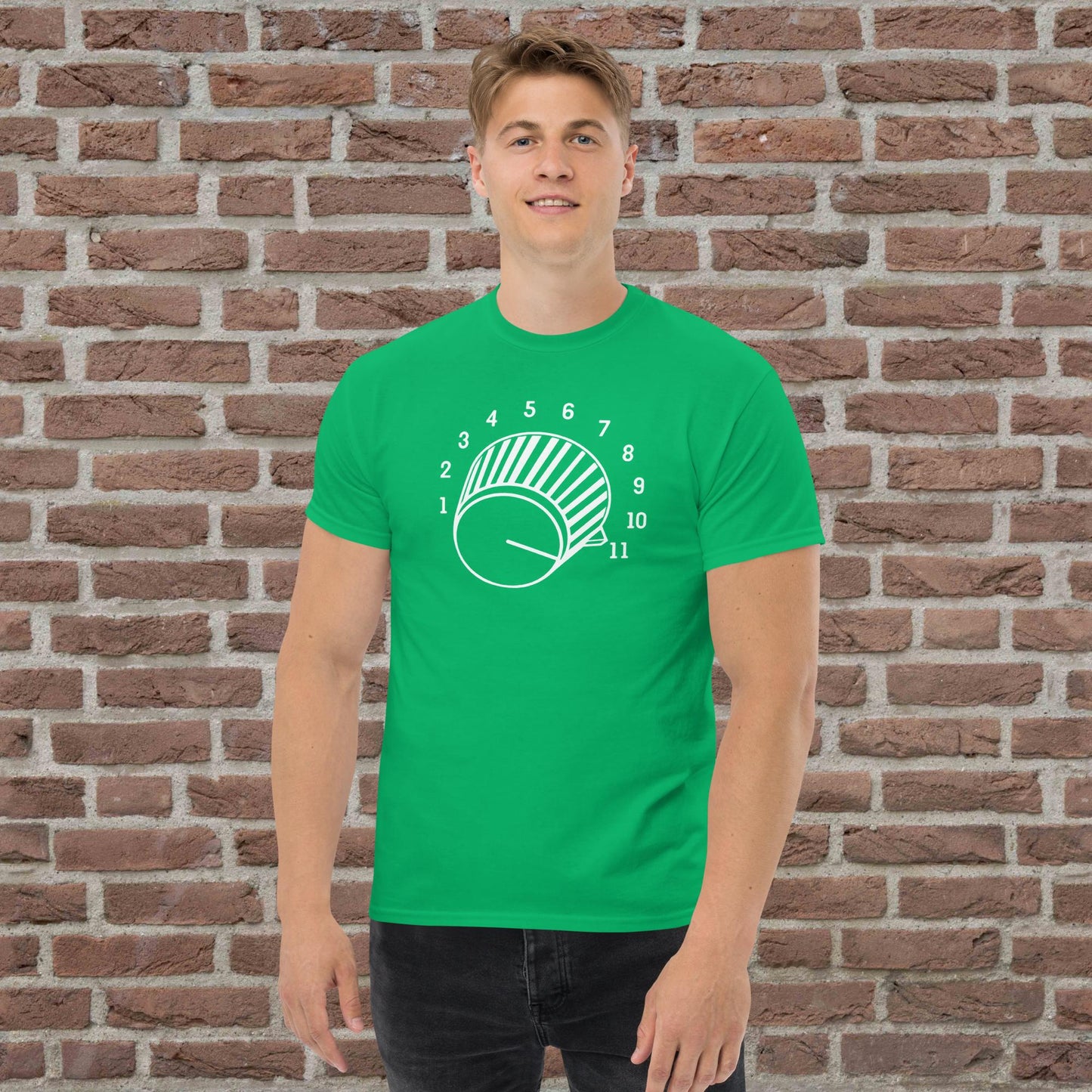 This Goes to 11 T-Shirt (White Knob)