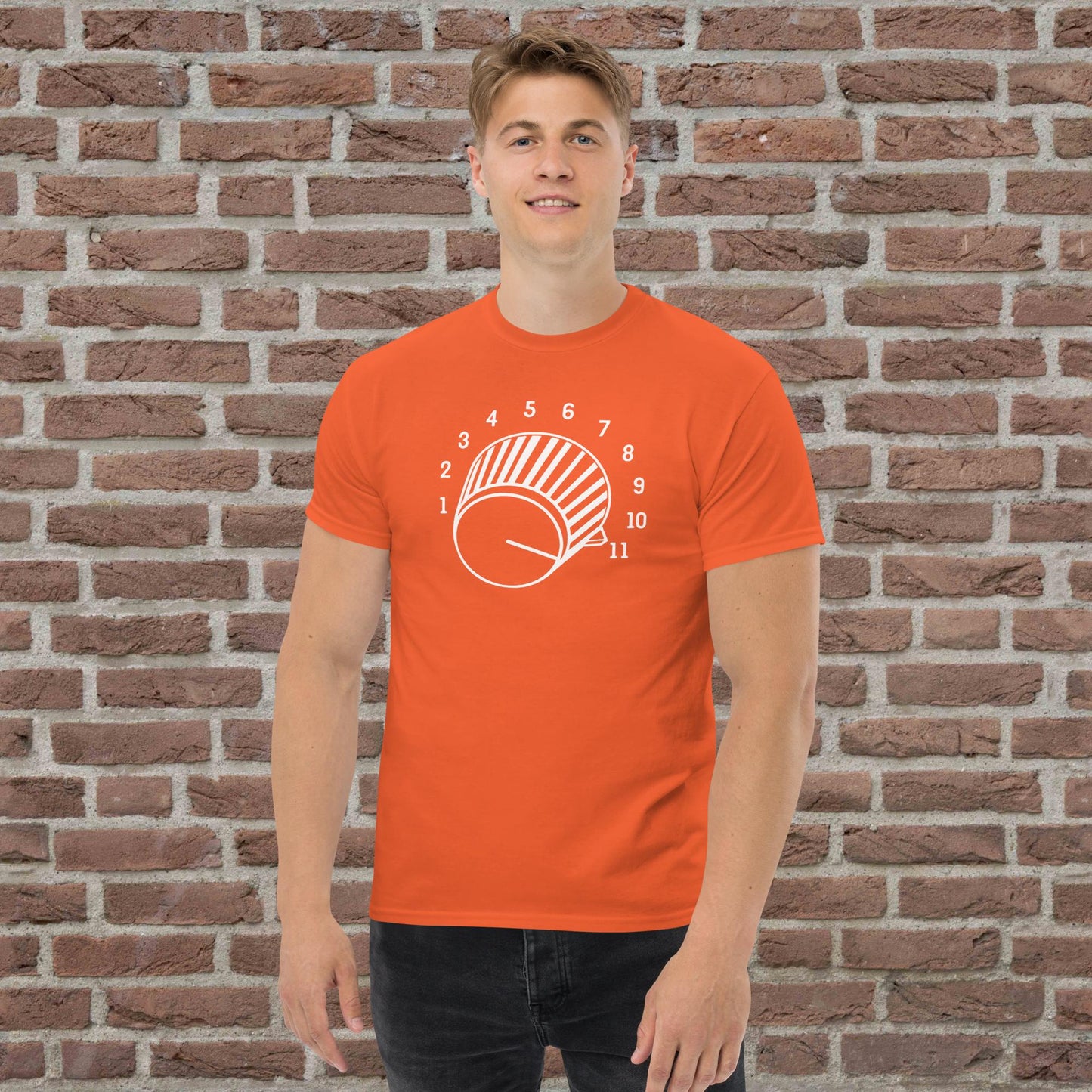 This Goes to 11 T-Shirt (White Knob)