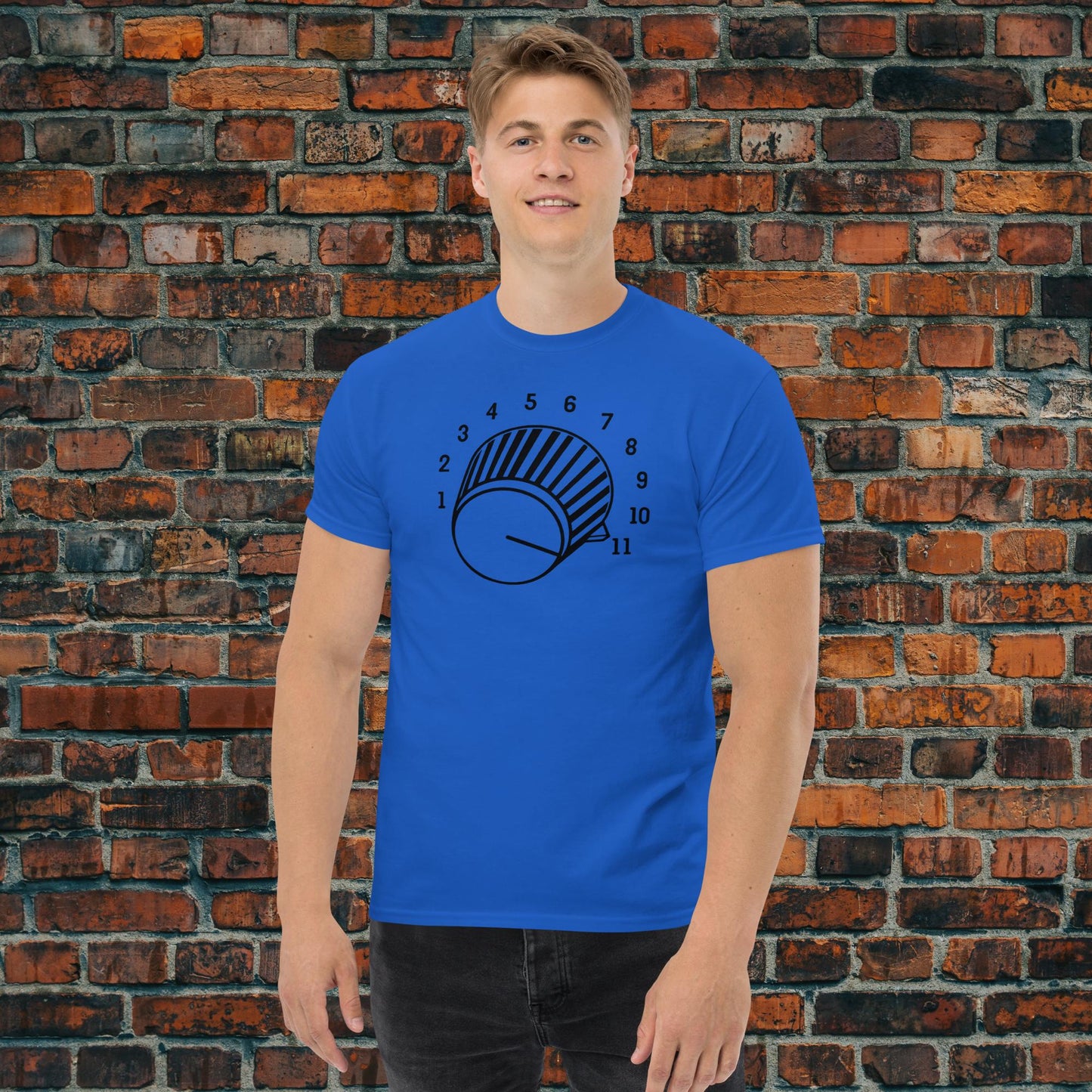 This Goes to 11 T-Shirt (Black Knob)